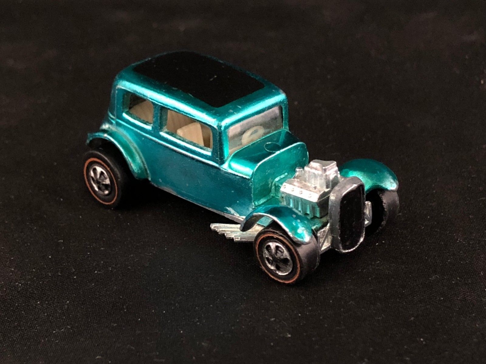 “1969-Hot-Wheels-Custom-vicky"