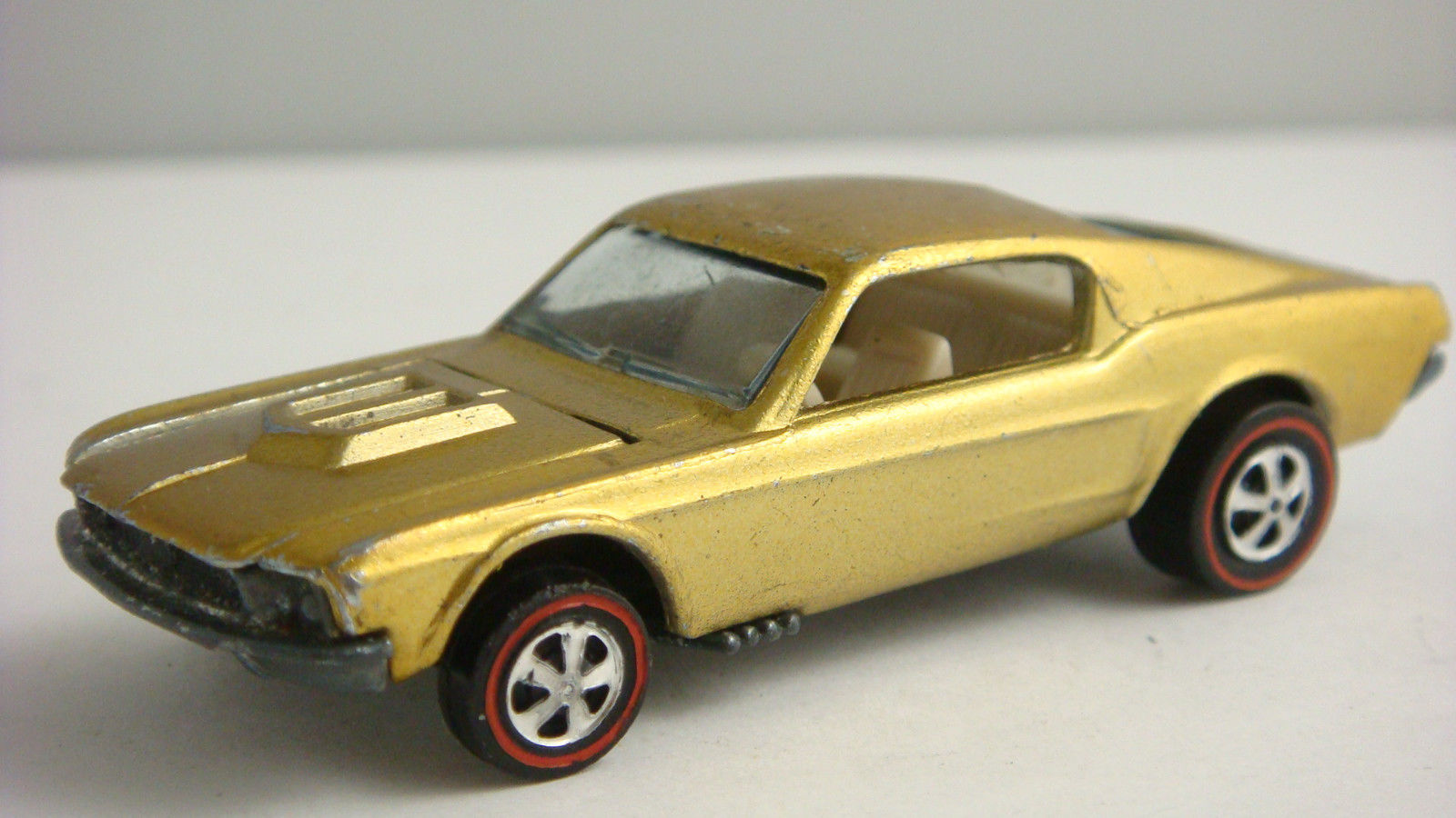 “1968-Hot-Wheels-Custom-Mustang"