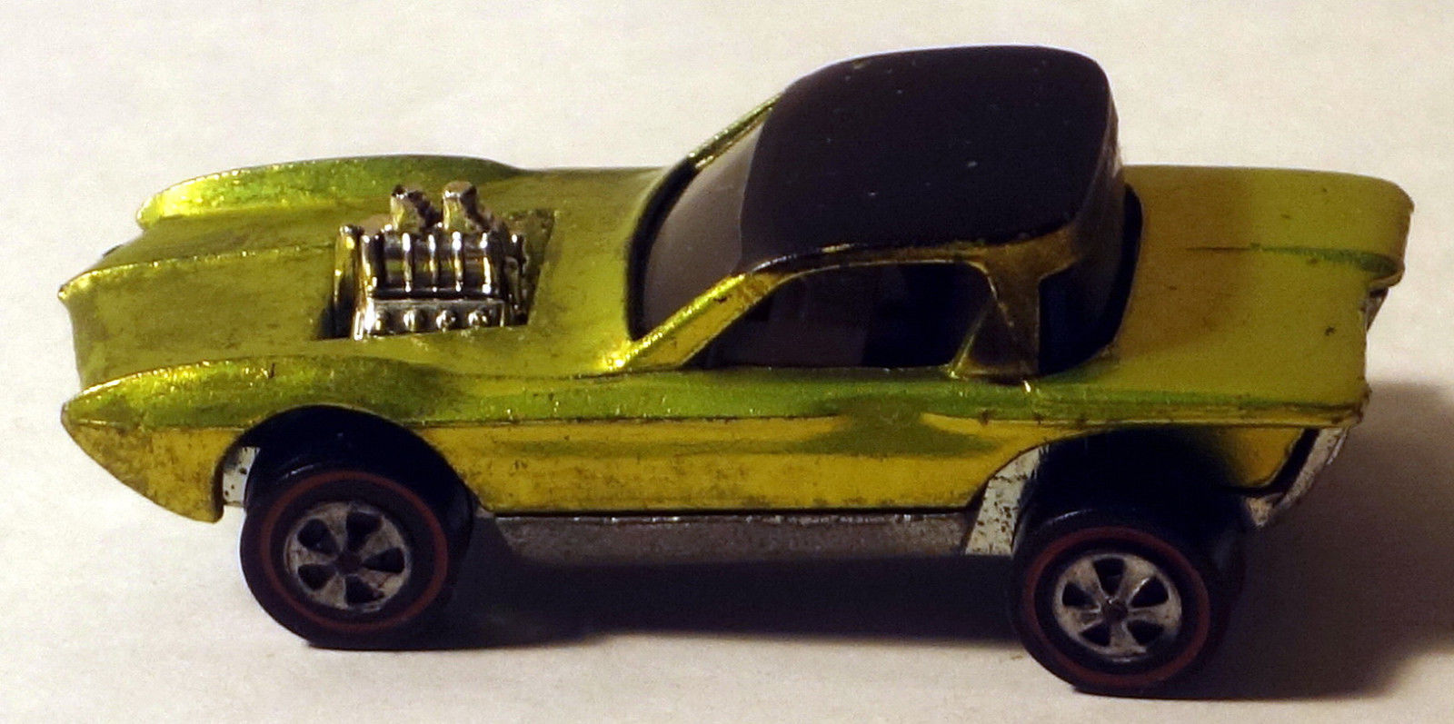 “1968-Hot-Wheels-Custom-python"