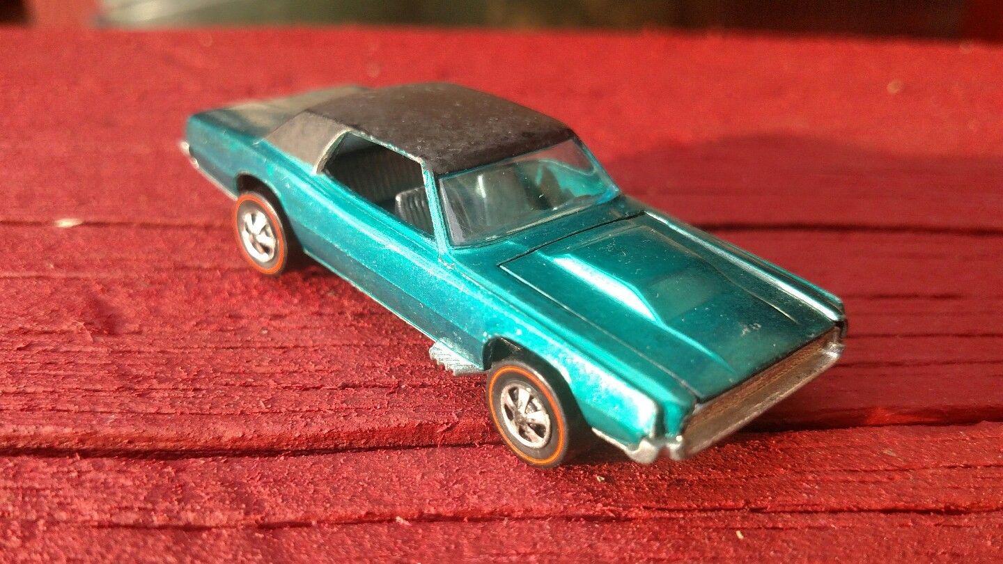 “1968-Hot-Wheels-Custom-t-bird"