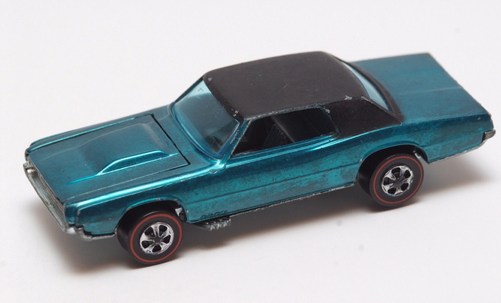 “1968-Hot-Wheels-Custom-t-bird"