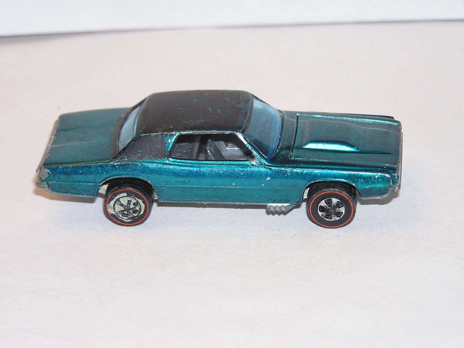 “1968-Hot-Wheels-Custom-t-bird"