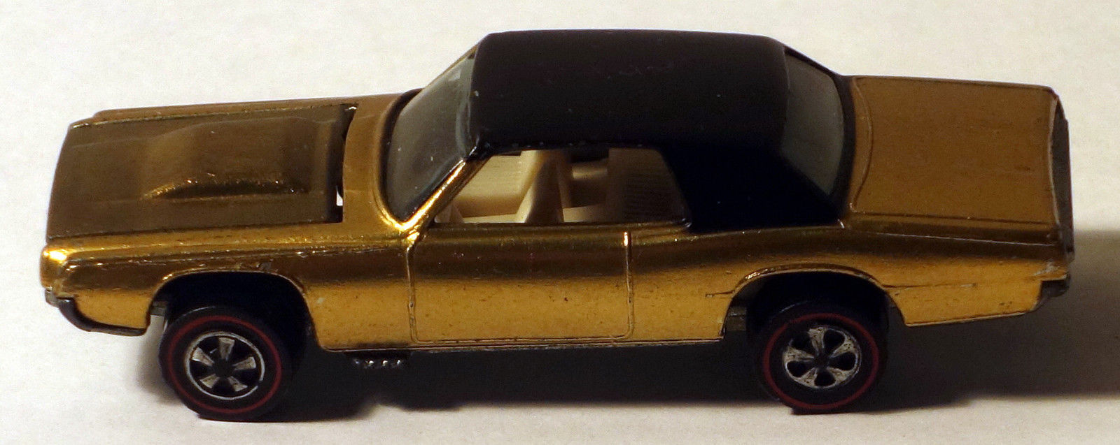 “1968-Hot-Wheels-Custom-t-bird"