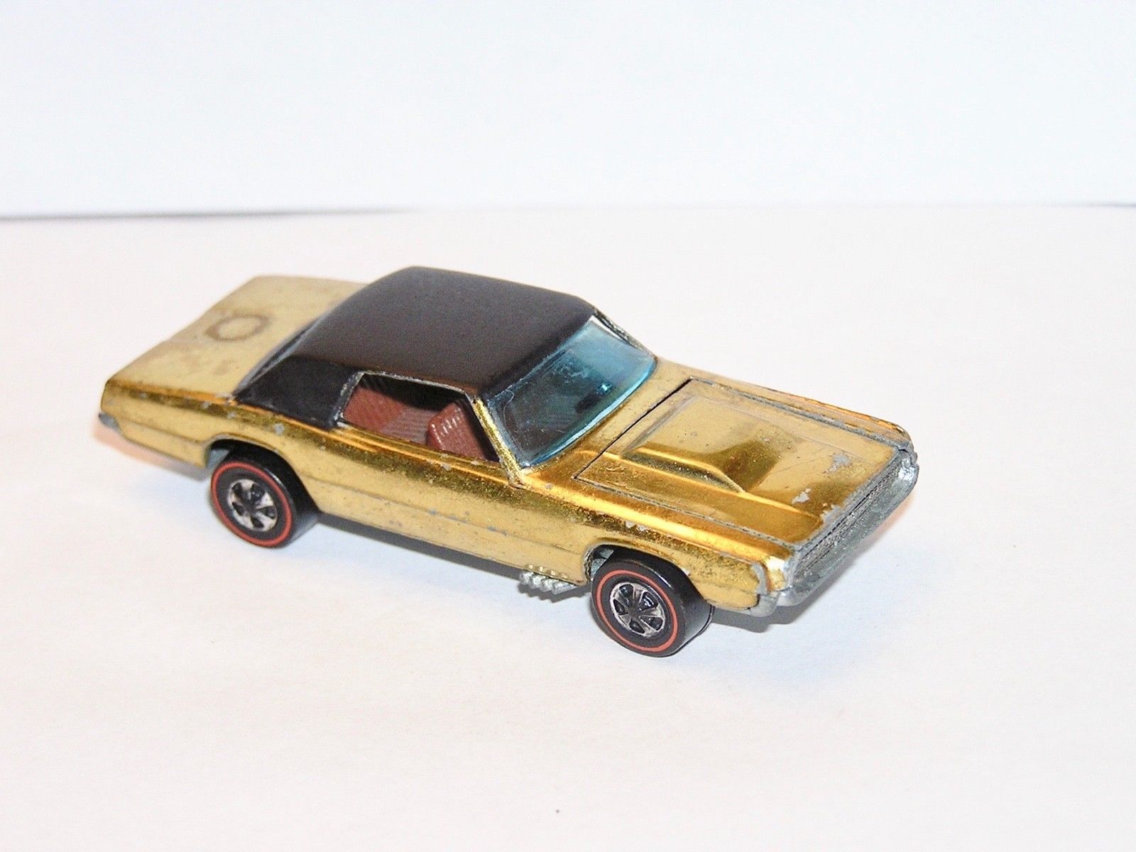 “1968-Hot-Wheels-Custom-t-bird"