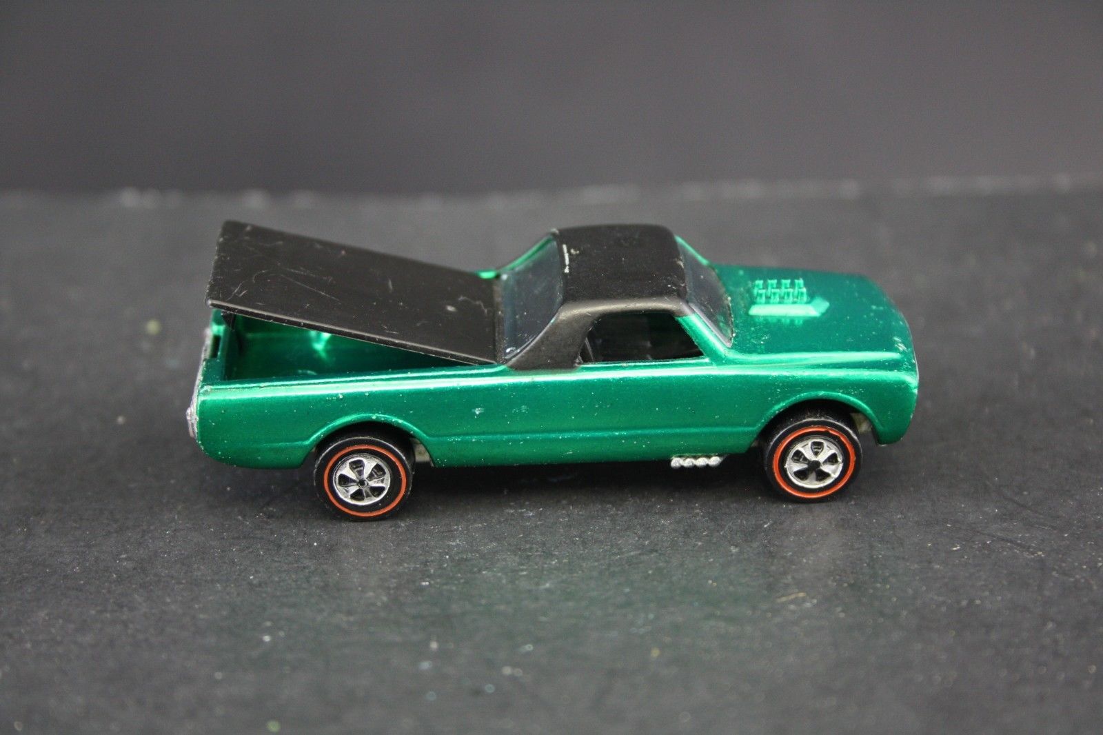 “1968-Hot-Wheels-Custom-fleetside"