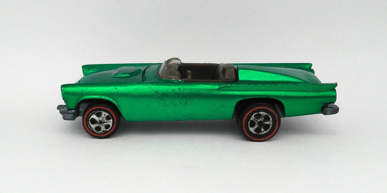 “1969-Hot-Wheels-Custom-t-bird"