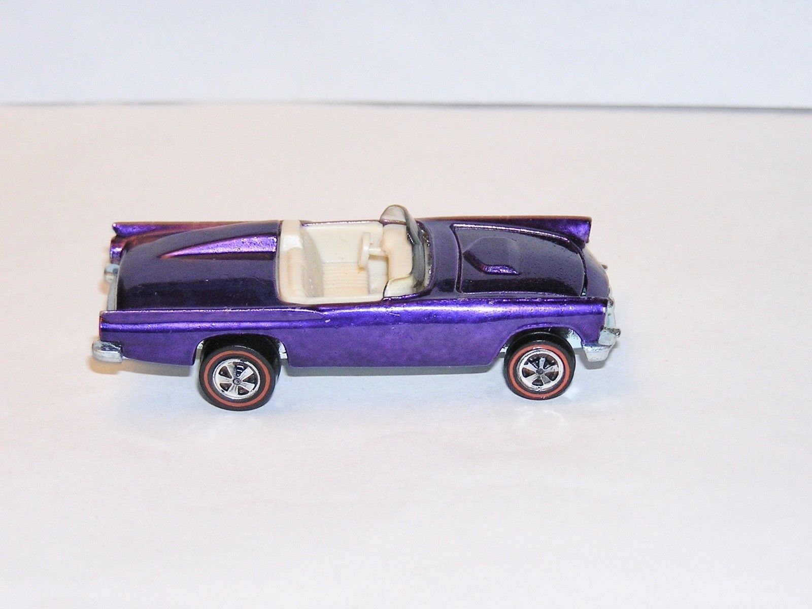 “1969-Hot-Wheels-Custom-t-bird"