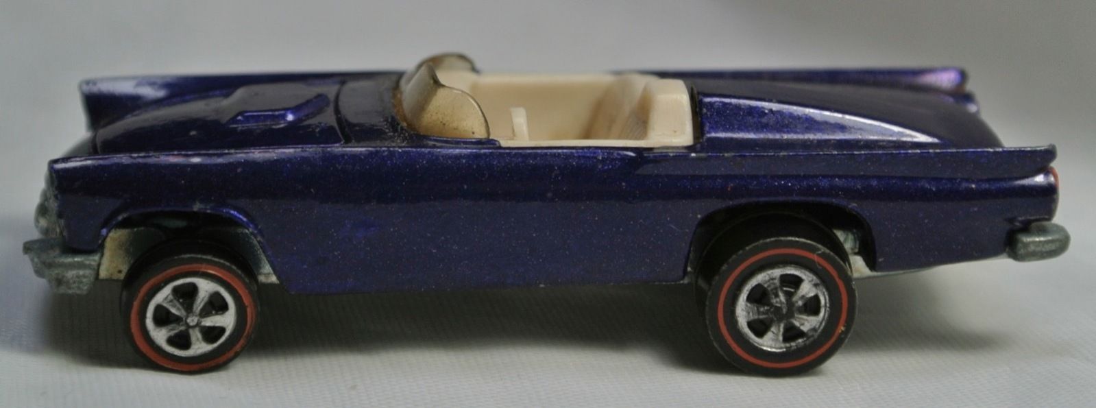 “1969-Hot-Wheels-Custom-t-bird"