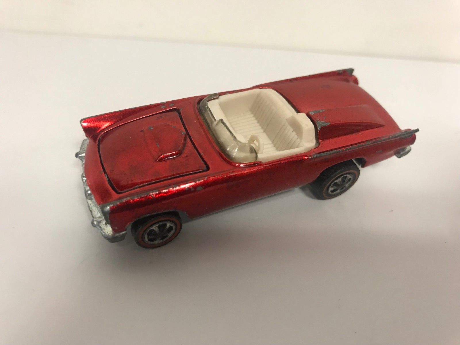 “1969-Hot-Wheels-Custom-t-bird"